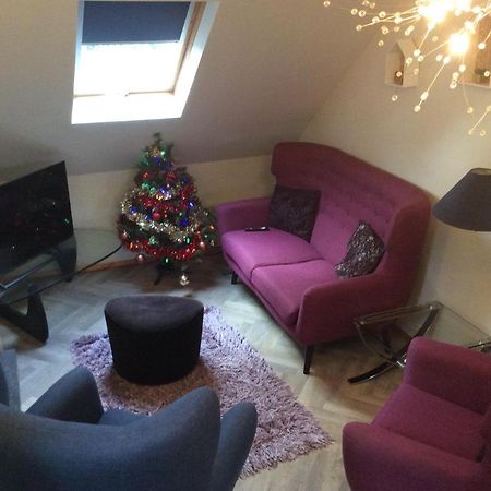 2 Bedroom Furnished Apartment In A Rural Position Stone  Zewnętrze zdjęcie