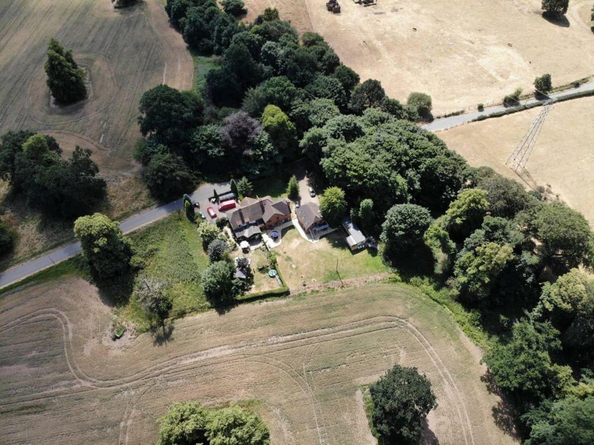 2 Bedroom Furnished Apartment In A Rural Position Stone  Zewnętrze zdjęcie